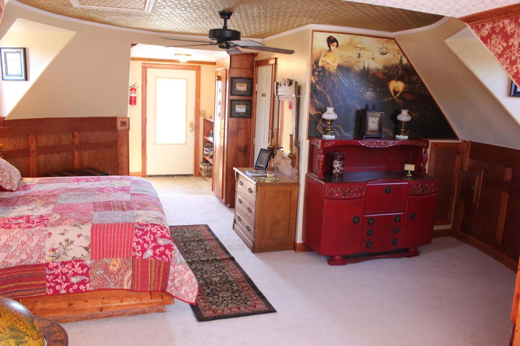 Book Nook Inn Lumberton Room photo